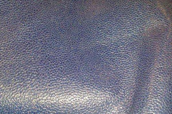 头层牛皮和二层牛皮的区别是什么 头层牛皮和二层牛皮哪个好