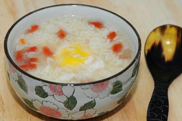 鸭蛋可以煮甜酒吗 甜酒鸭蛋的功效与作用