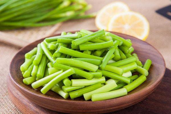 梦见蒜苔是什么意思 女人梦见蒜苔有什么预兆(是胎梦吗)