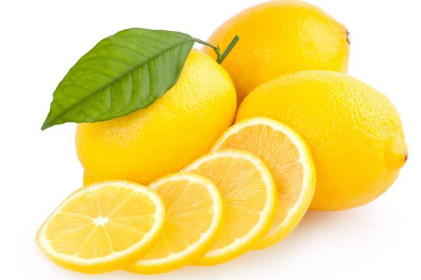 梦见喝柠檬水是什么意思 梦到喝柠檬汁有什么预兆