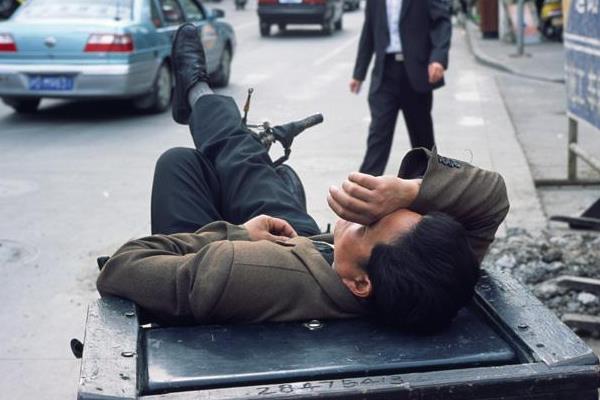 梦见死尸是什么意思 梦到很多不认识的死尸有什么预兆