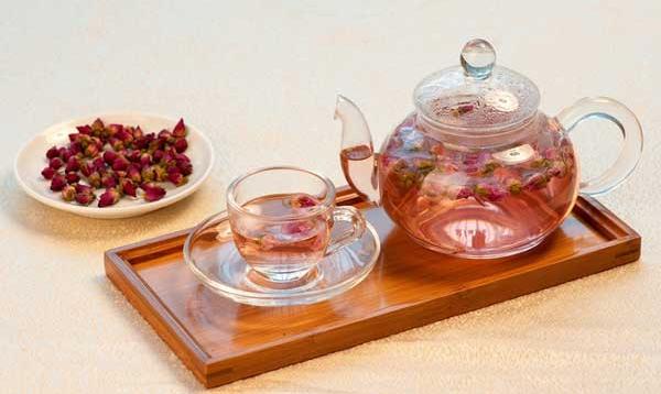 玫瑰花茶泡之前要洗吗 玫瑰花茶用多少度的水来泡