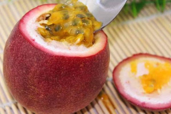 百香果和鸡蛋果的区别是什么 百香果的营养价值