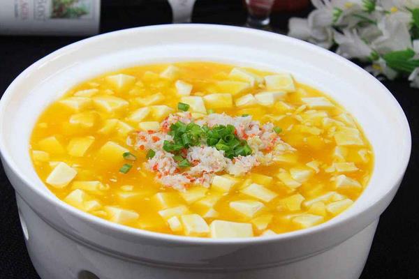蟹黄豆腐怎么做好吃又简单 蟹黄豆腐家常做法大全