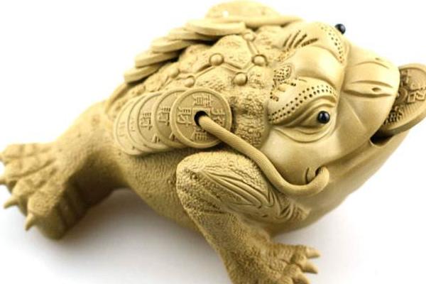 金蟾蜍怎么摆放(风水角度) 金蟾蜍有什么寓意