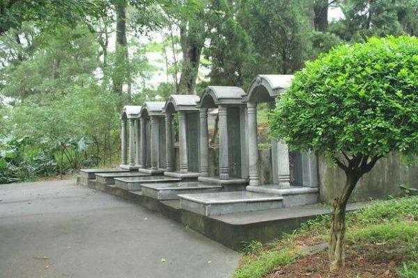 墓地风水怎么看 墓地风水口诀