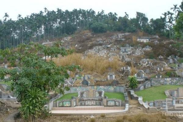 墓地风水怎么看 墓地风水口诀