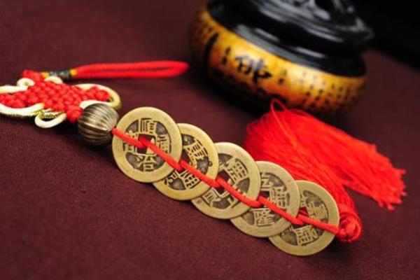 床的摆放风水 床底下放什么旺财