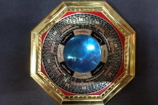 风水罗盘的使用方法 风水罗盘怎么看