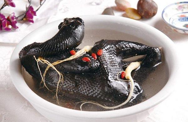 胃不好能吃乌鸡煲汤吗? 小孩能喝乌鸡汤吗