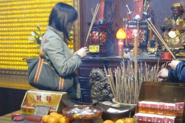 请财神什么日子最好 供财神有什么讲究