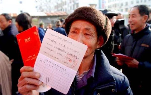 农村低保申请书怎么写(范文模板) 农村低保每月多少钱