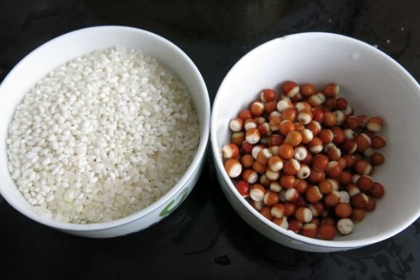 芡实的茎怎么做好吃又简单 芡实的茎可以吃吗