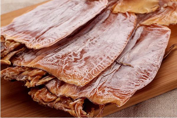 干鱿鱼怎么泡发(泡多久) 干鱿鱼不用碱怎么泡发