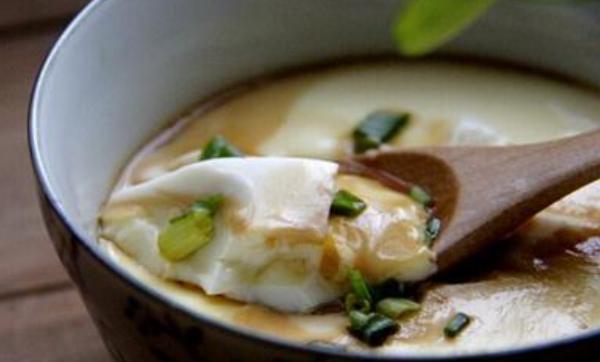 豆腐蒸蛋怎么做好吃又简单 豆腐蒸蛋的做法大全(蒸多长时间)