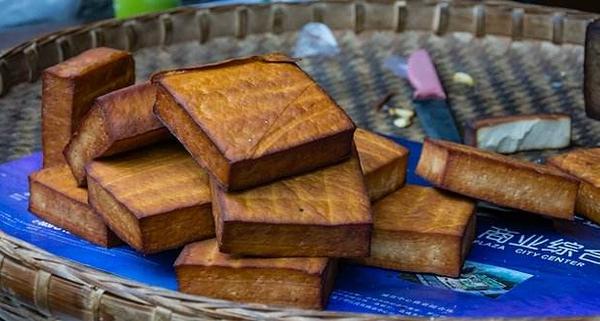 新鲜豆腐怎么晒豆腐干 豆腐干是怎么做出来的