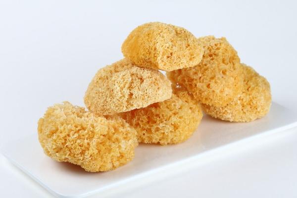 银耳汤怎么做 银耳汤可以隔夜喝吗