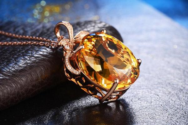 男人带水晶好吗 水晶可以带脚上吗