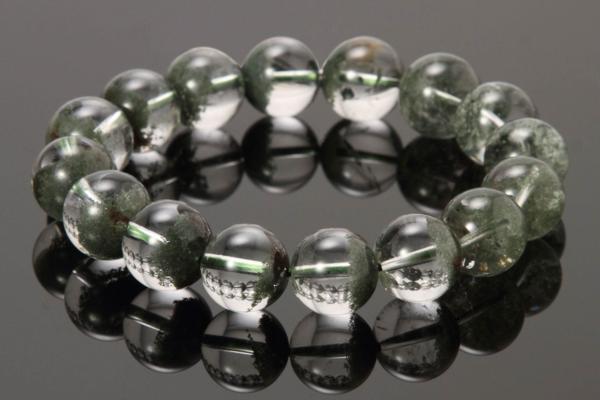 男人带水晶好吗 水晶可以带脚上吗