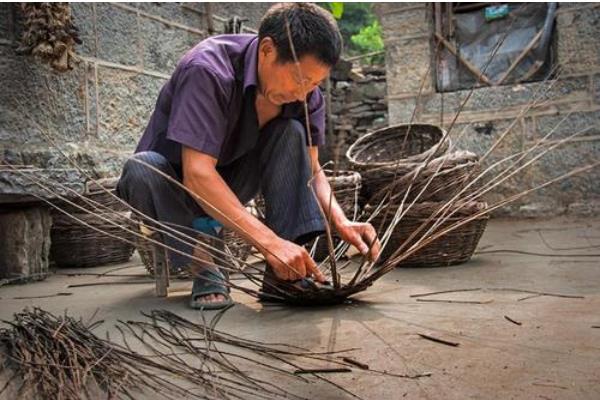 目前农村较稀缺的项目有哪些?分享4个非常冷门但很吃香的行业