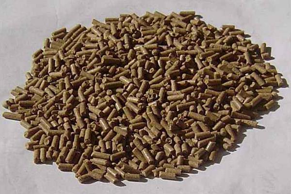 猪饲料业务员一吨提成有多少?附猪饲料业务员销售技巧