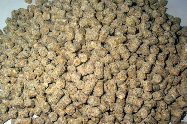 猪饲料业务员一吨提成有多少?附猪饲料业务员销售技巧