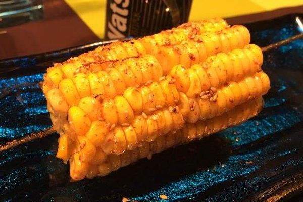 街边烤玉米为什么那么甜,附做法