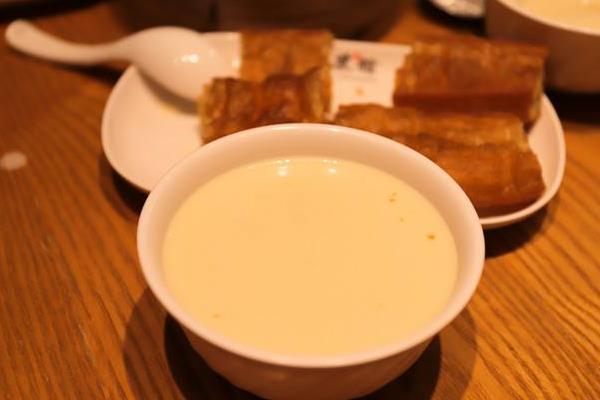 中国进口美国大豆多少量?用来干什么?