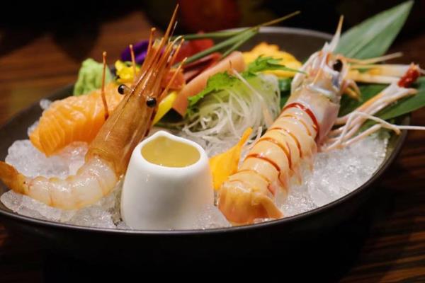 鳌虾和牡丹虾哪个贵?有什么区别?