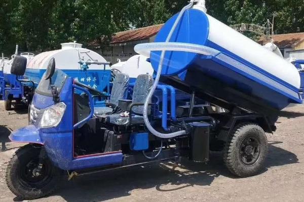 现在农村抽大粪挣钱吗(每次收费多少合适),抽大粪的小型机器多少钱