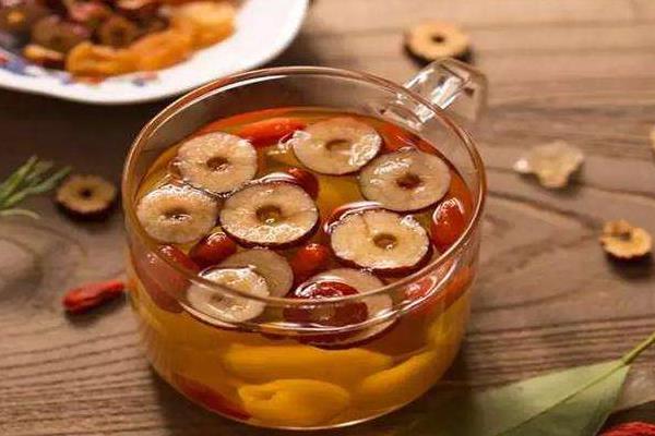 喝什么茶补肾阳虚,男人冬天喝什么茶补肾