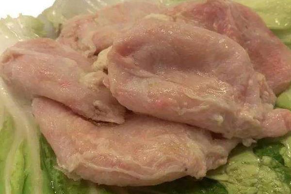 洗猪肚子最简单的方法(洗干净的妙招)