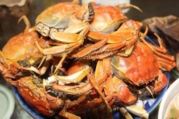 螃蟹死了半天(蒸熟)还能吃吗?