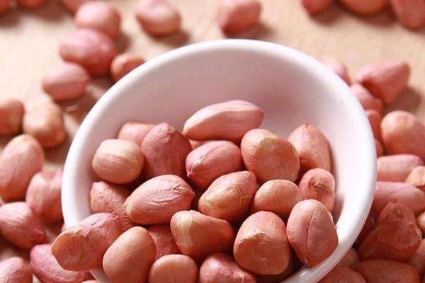 花生放了二年还能吃吗,生芽了还能生吃吗