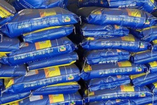 东北丰化肥多钱一吨，质量如何