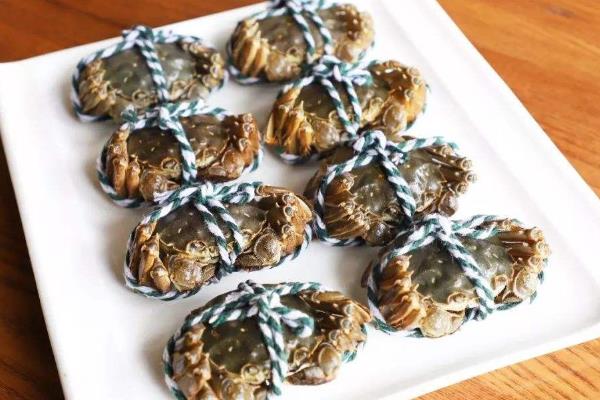 梭子蟹和大闸蟹哪个贵?哪个胆固醇更高?哪个更好吃?