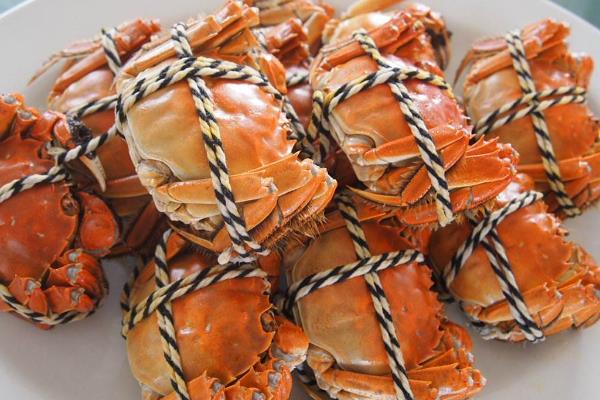 当天的大闸蟹死了还能吃吗?大闸蟹死了多久不能吃?