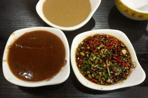 肥牛蘸料怎么调好吃,附常见蘸料做法