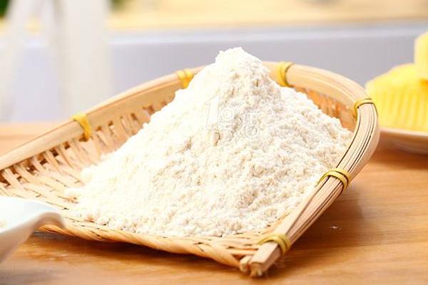 河套小麦粉为啥那么贵?是低筋粉吗?能做面包吗?