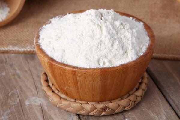 河套小麦粉为啥那么贵?是低筋粉吗?能做面包吗?