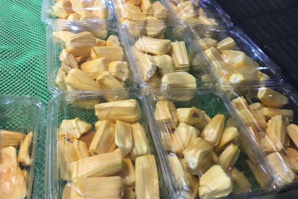 摆地摊一天能挣多少?一个月真是利润分析