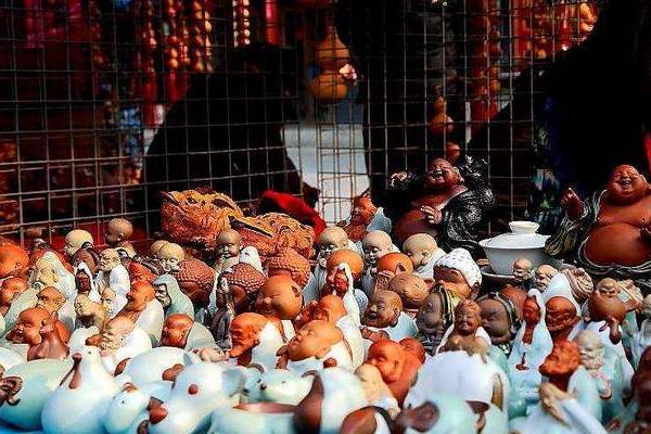 摆地摊价格多少合适,怎么定价?